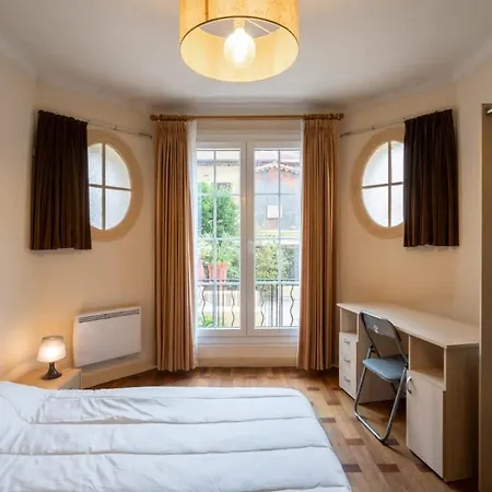 Calme Au Centre Apartamento *