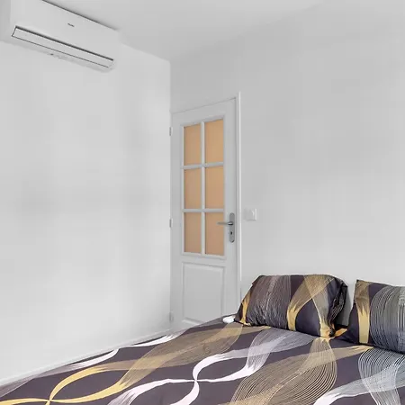Apartment Calme Au Centre